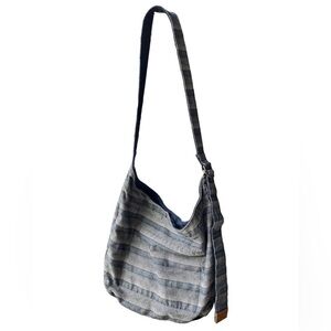 EUC Retro Metro by Thirty One hobo crossbody bag navy